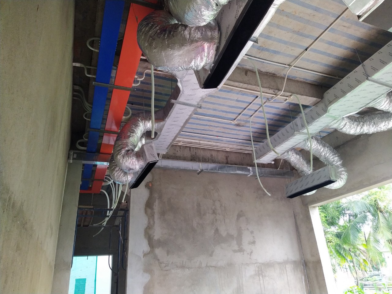 BIỆT THỰ SÂN VƯỜN - QUẬN 2